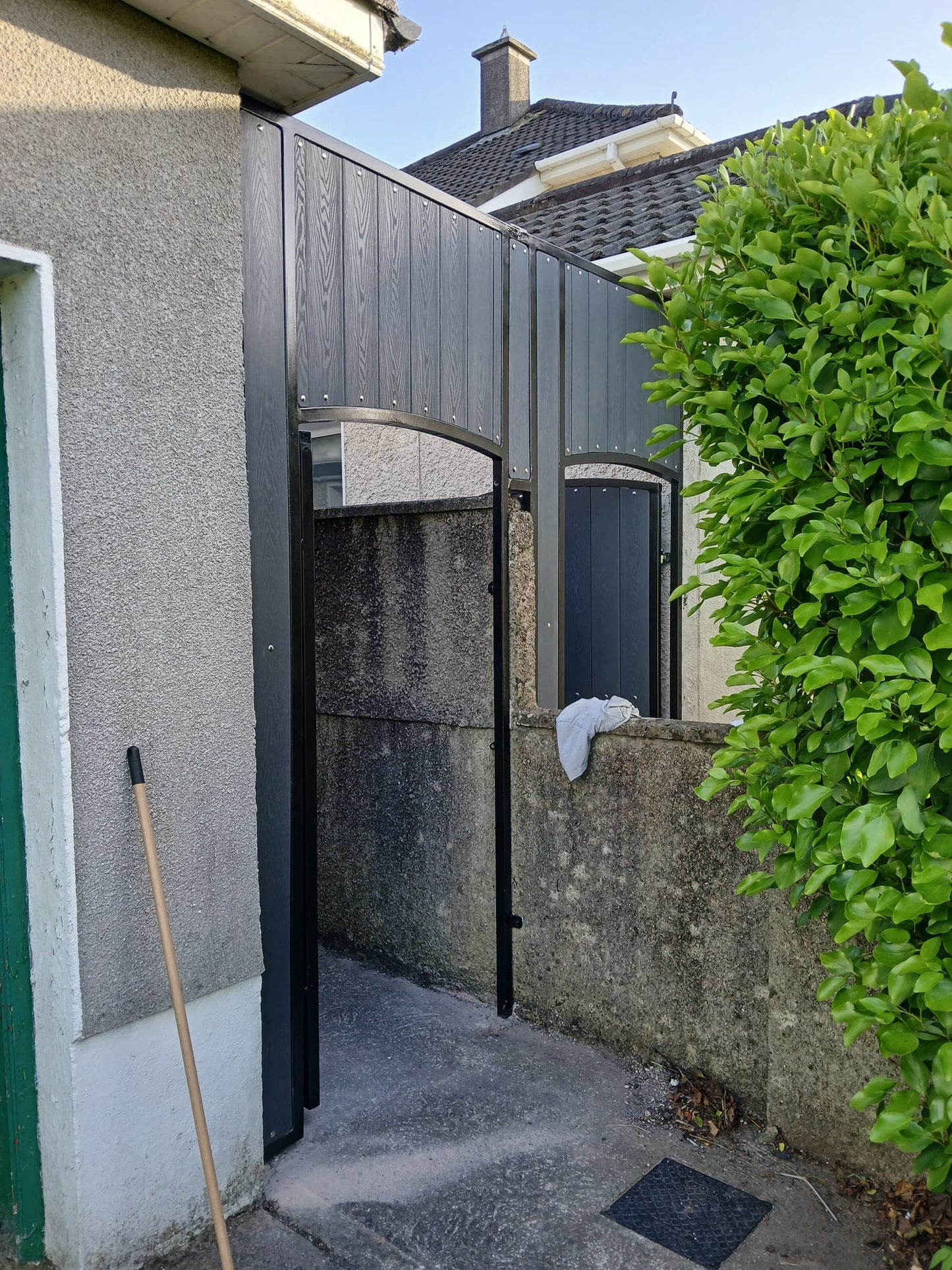Steel & Composite Side Gates
